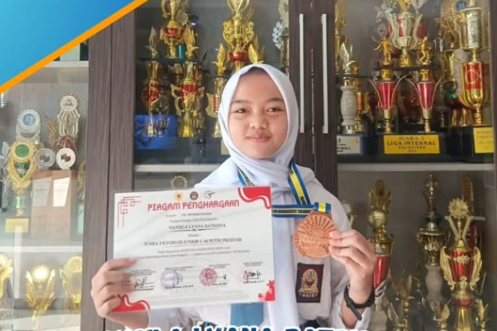 Juara 3 Kyorugi Junior Putri Kejuaraan Bandung Taekwondo Open 2025