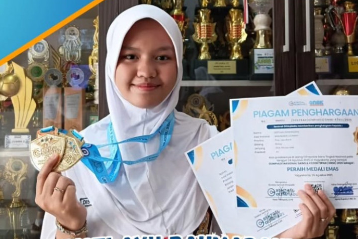 Disti Ayu Rahmadani Peraih Medali Emas Bidang Biologi dan Kedokteran Tingkat Nasional 2025