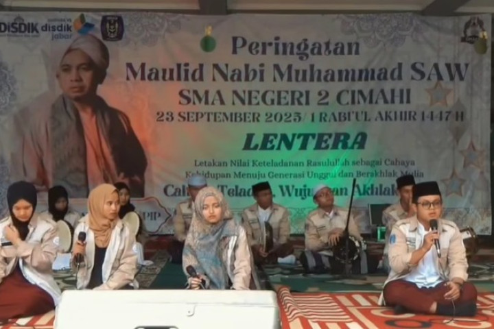 SMAN 2 Cimahi Memperingati Maulid Nabi Muhammad SAW dengan Tema LENTERA