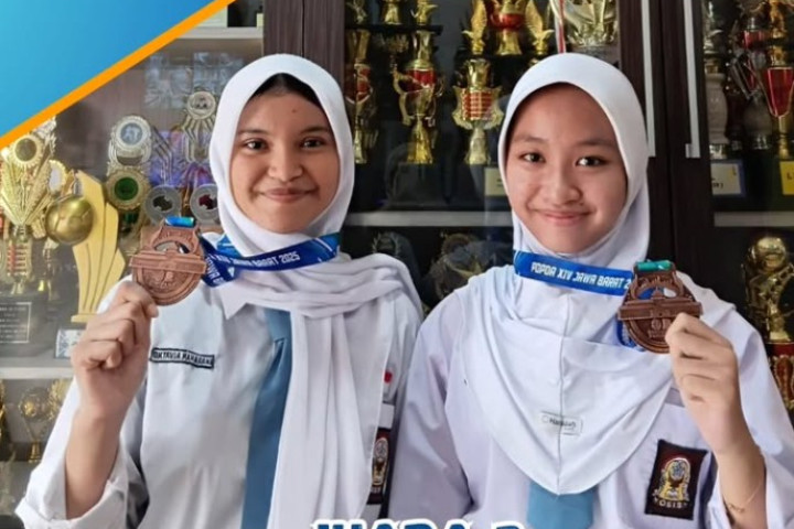 Oktavia Maharani dan Jasmine Jauza Juara 3 Pencak Silat POPDA 2025